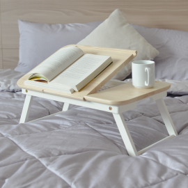 Liber Wood Table